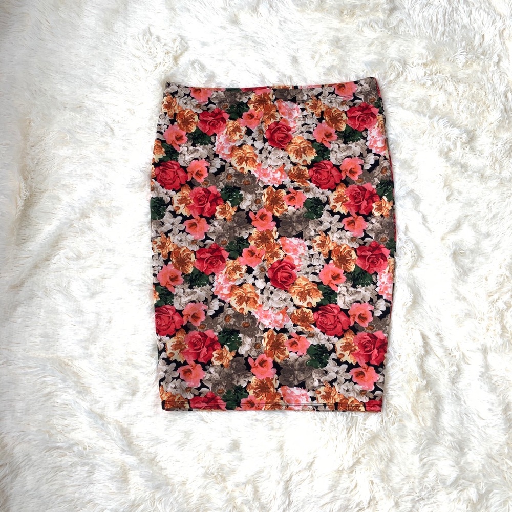 F21 Plus Floral Skirt Size 1X